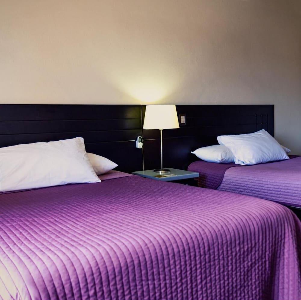 Hotel Posada Don Fernando Ensenada Bagian luar foto